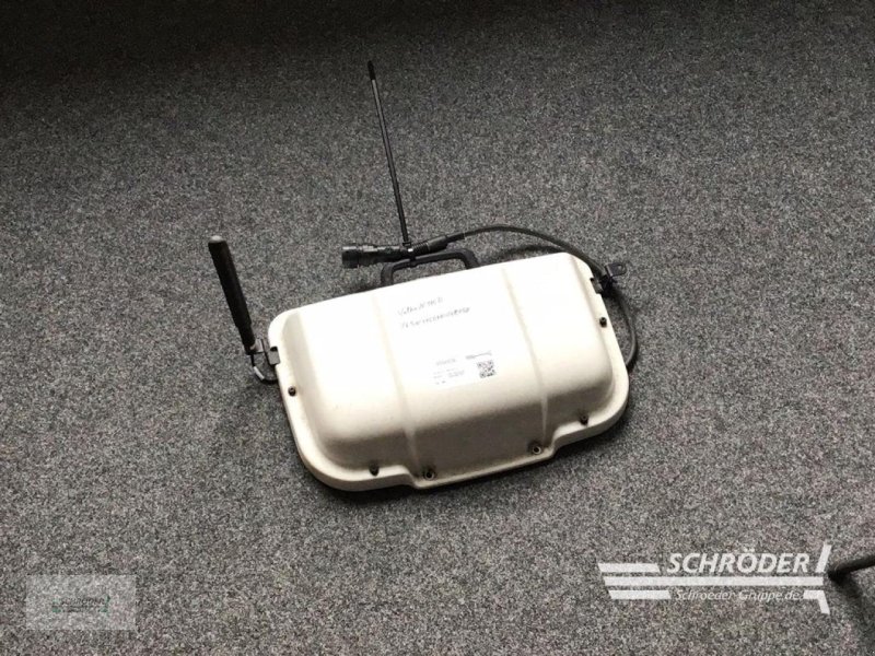 Parallelfahr-System del tipo Sonstige AUTO GUIDE RTK NTRIP EMPFÄNGER | VALTRA, Gebrauchtmaschine en Penzlin